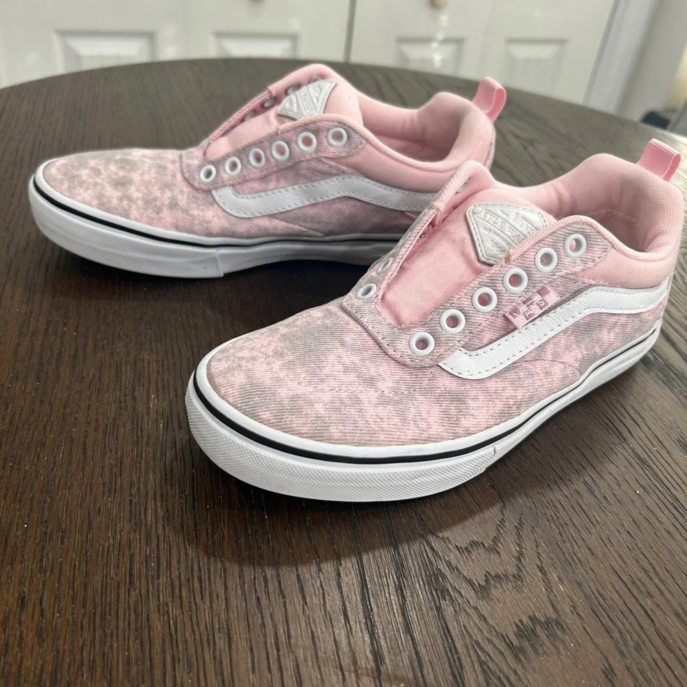 Vans Kyle Walker Pink Pop Cush Skate Shoes - Picture 2 of 6